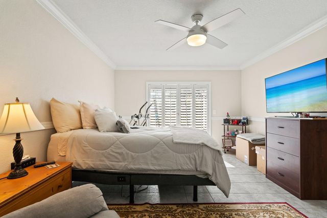 6208 FORRESTAL DRIVE, Tampa, FL 33625