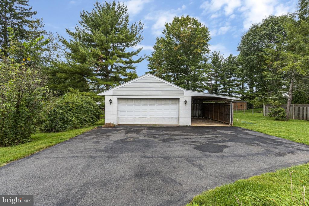 81 HOPEWELL PENNINGTON RD, Hopewell, NJ 08525 — photo 2