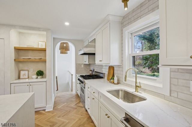 315 Mountain Ave, New Providence Boro, NJ 07974