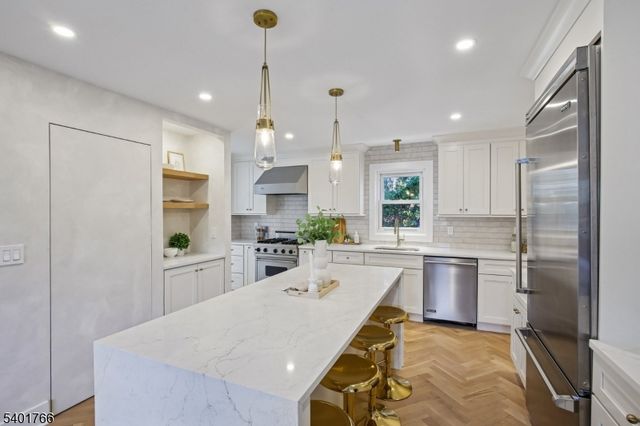 315 Mountain Ave, New Providence Boro, NJ 07974