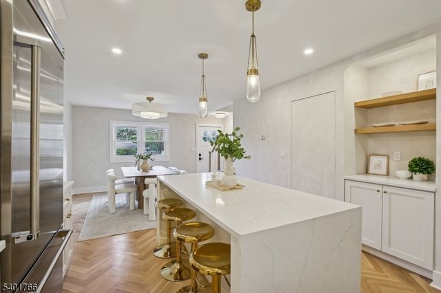 315 Mountain Ave, New Providence Boro, NJ 07974