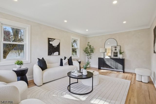 315 Mountain Ave, New Providence Boro, NJ 07974