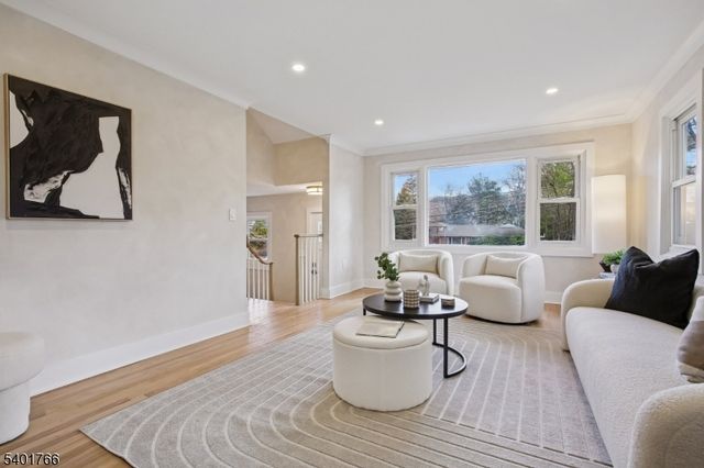 315 Mountain Ave, New Providence Boro, NJ 07974