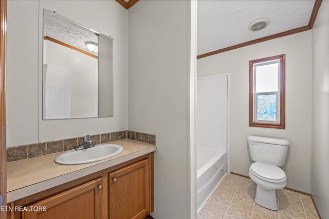 2943 Flicker Lane, Dandridge, TN 37725