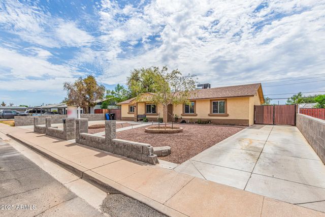 6821 W CAMPBELL Avenue, Phoenix, AZ 85033