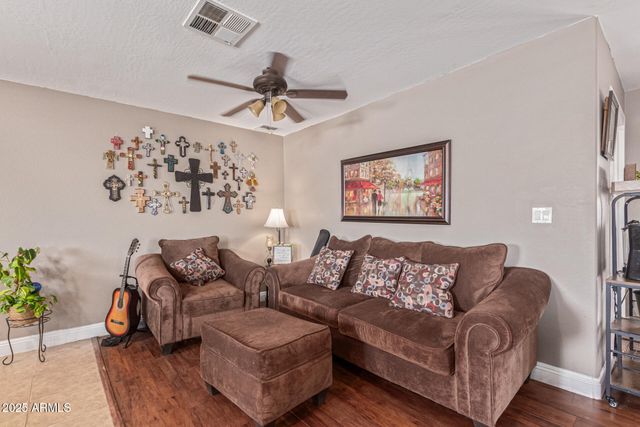 6821 W CAMPBELL Avenue, Phoenix, AZ 85033