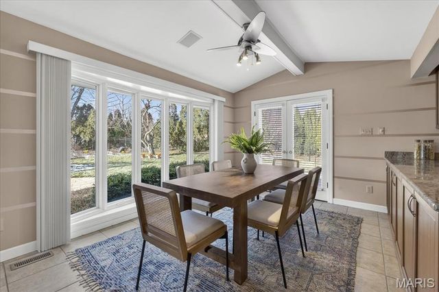 12044 Carberry Place, Town And Country, MO 63131