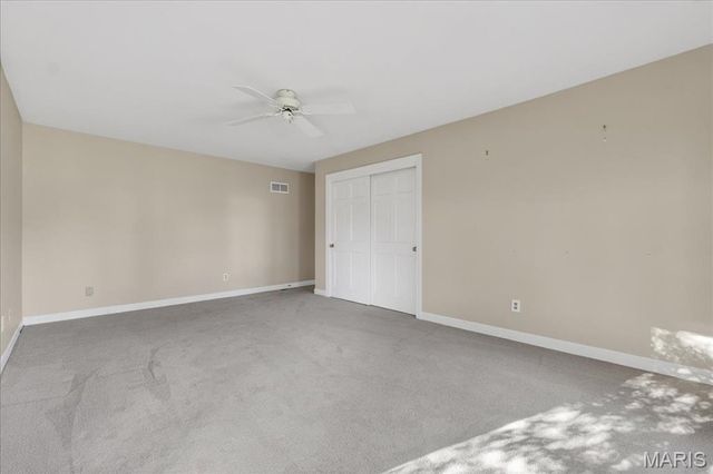 12044 Carberry Place, Town And Country, MO 63131