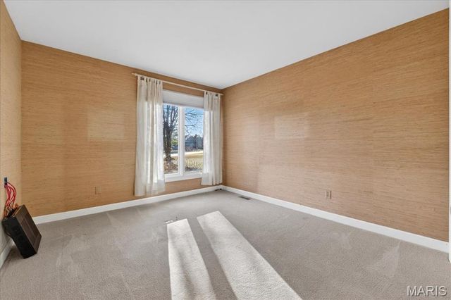 12044 Carberry Place, Town And Country, MO 63131