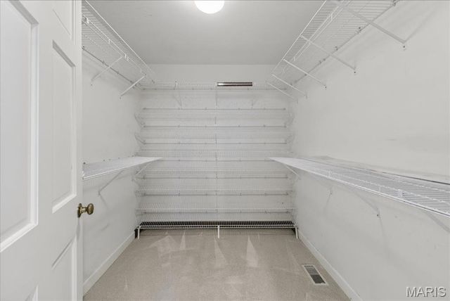 12044 Carberry Place, Town And Country, MO 63131