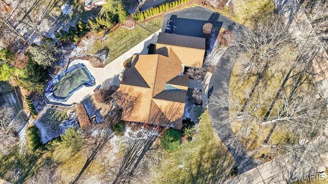 12044 Carberry Place, Town And Country, MO 63131