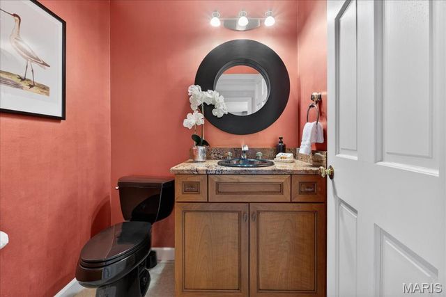 12044 Carberry Place, Town And Country, MO 63131