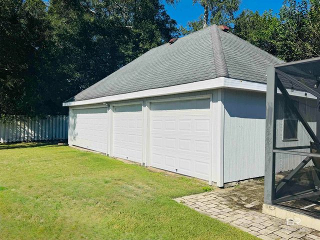 7885 Riverwood Drive, Foley, AL 36535