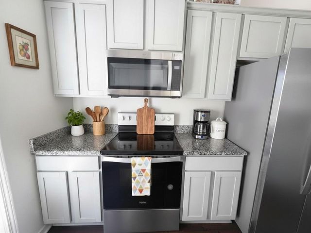 823 Taurus Drive, Stockbridge, GA 30281