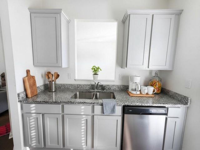 823 Taurus Drive, Stockbridge, GA 30281
