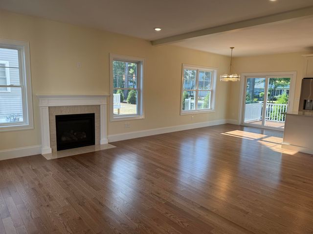 55 Wilderness Drive, Nashua, NH 03062