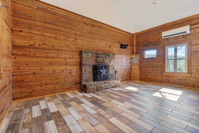 510 Cr-340, Eureka Springs, AR 72632