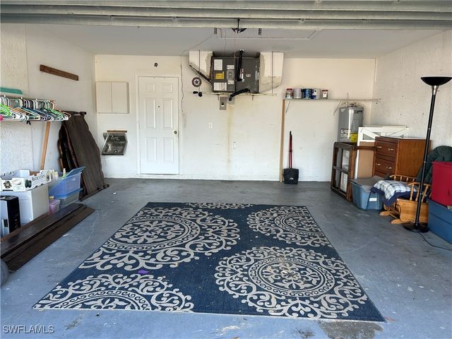 26 SW 19th LN, Cape Coral, FL 33991