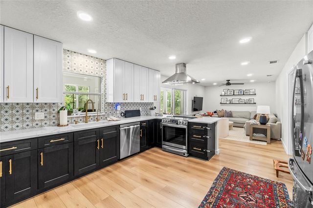 5132 TELLSON PLACE, Orlando, FL 32812