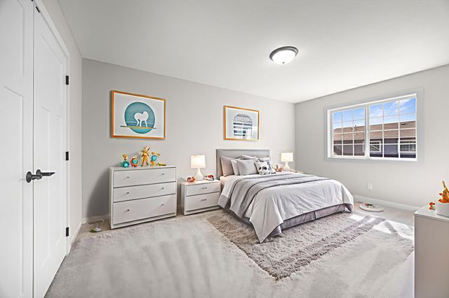 22332 Lilac Way, Forest Lake, MN 55025