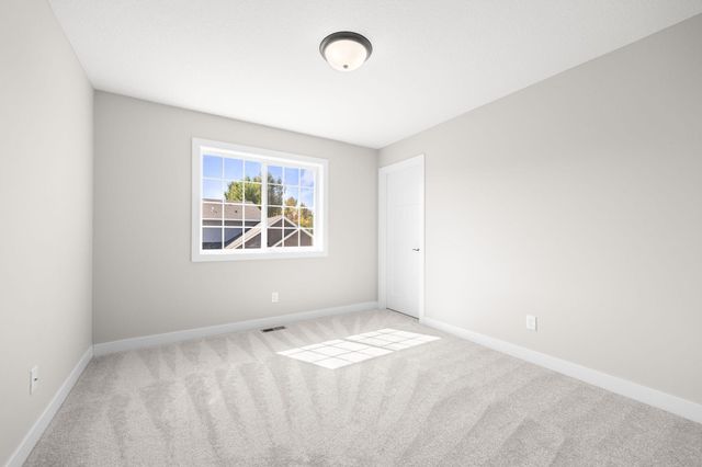 22332 Lilac Way, Forest Lake, MN 55025