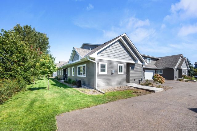 22332 Lilac Way, Forest Lake, MN 55025