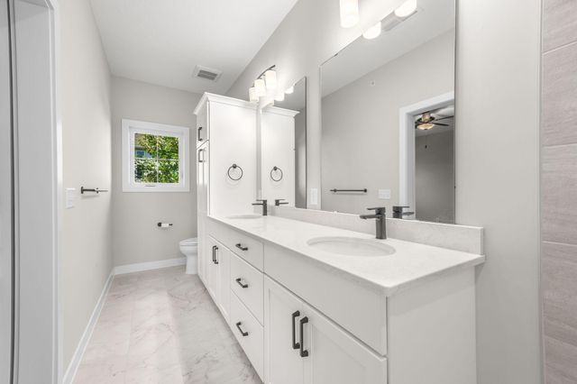 22332 Lilac Way, Forest Lake, MN 55025