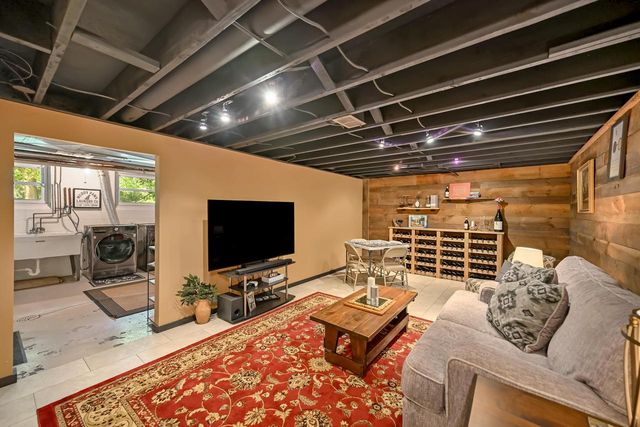 N68W13566 Ranch ROAD, Menomonee Falls, WI 53051