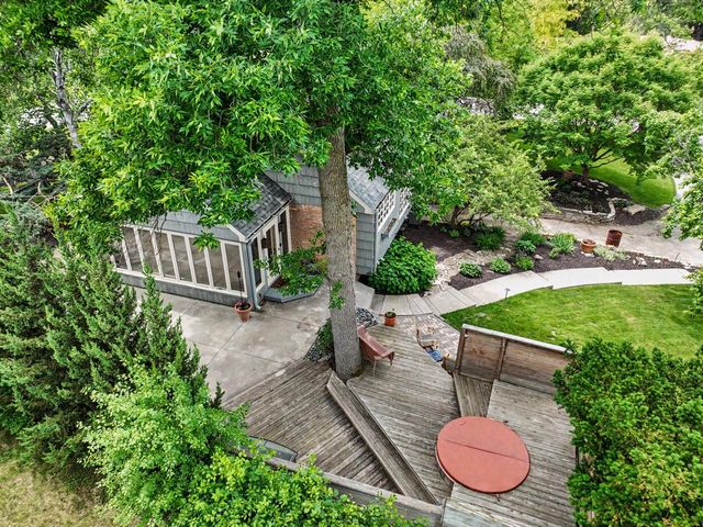 N68W13566 Ranch ROAD, Menomonee Falls, WI 53051