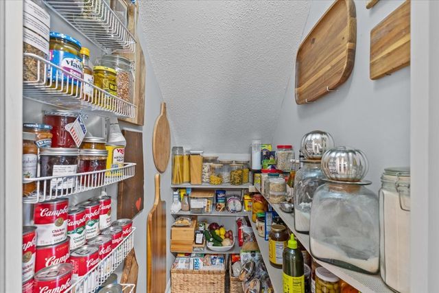 2058 W Main, Dothan, AL 36301