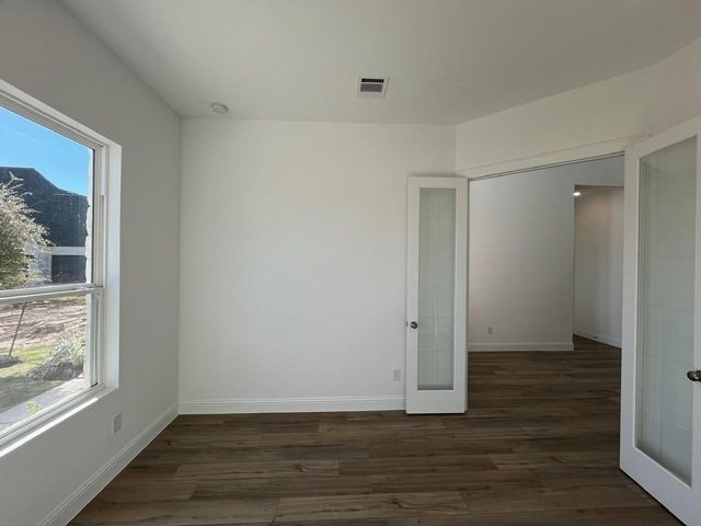 6026 Marina Ray Drive, Baytown, TX 77521