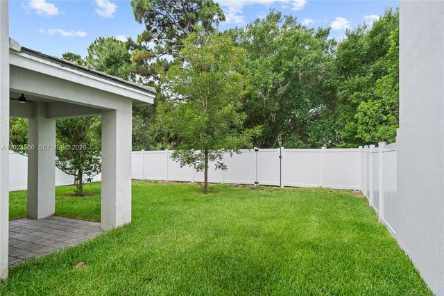 18493 Glenstone Street, Jupiter, FL 33458