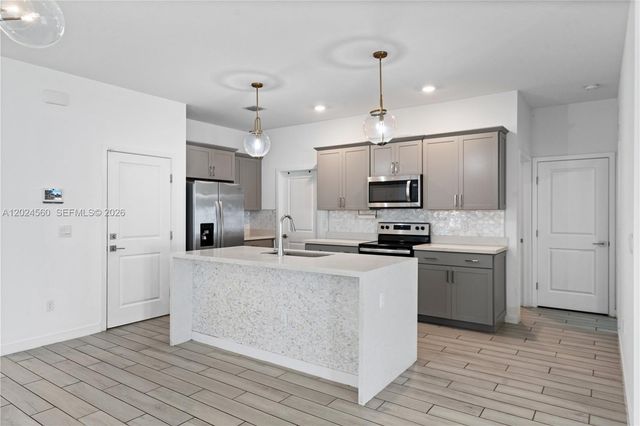 18493 Glenstone Street, Jupiter, FL 33458