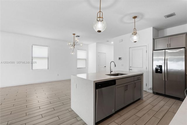 18493 Glenstone Street, Jupiter, FL 33458