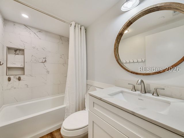 77 Ocean Ln Apt 210, Hilton Head Island, SC 29928