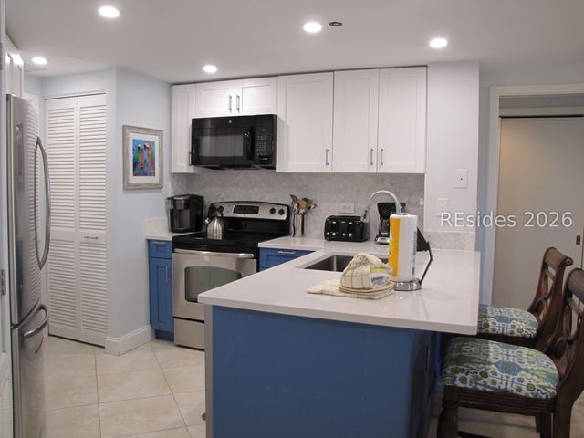 77 Ocean Ln Apt 210, Hilton Head Island, SC 29928