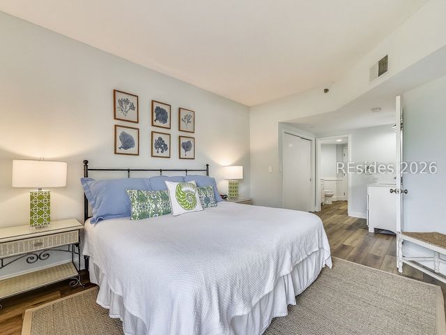 77 Ocean Ln Apt 210, Hilton Head Island, SC 29928