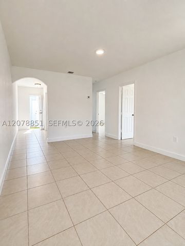 10841 SW 7th St 1, Sweetwater, FL 33174