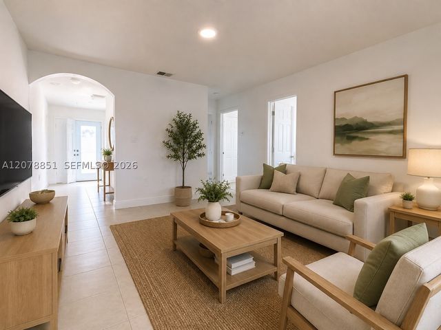 10841 SW 7th St 1, Sweetwater, FL 33174