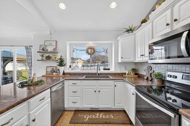 114 N 2825 W, West Point, UT 84015