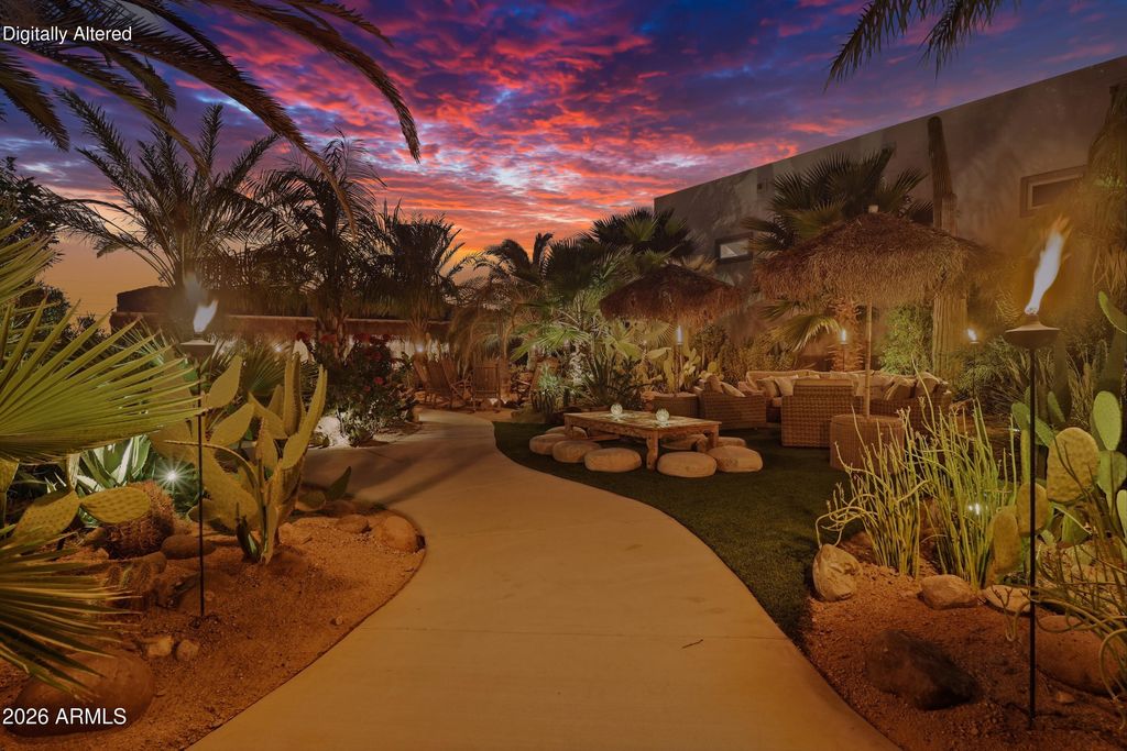 813 N 110TH Street, Mesa, AZ 85207 — exterior