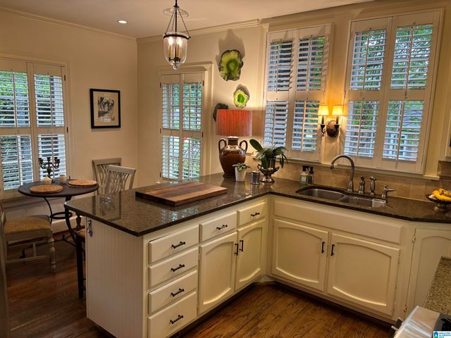 2200 S 21ST AVENUE, Birmingham, AL 35223