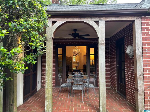 2200 S 21ST AVENUE, Birmingham, AL 35223