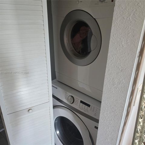 1830 Radius Dr 624, Hollywood, FL 33020