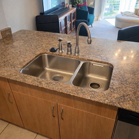 1830 Radius Dr 624, Hollywood, FL 33020