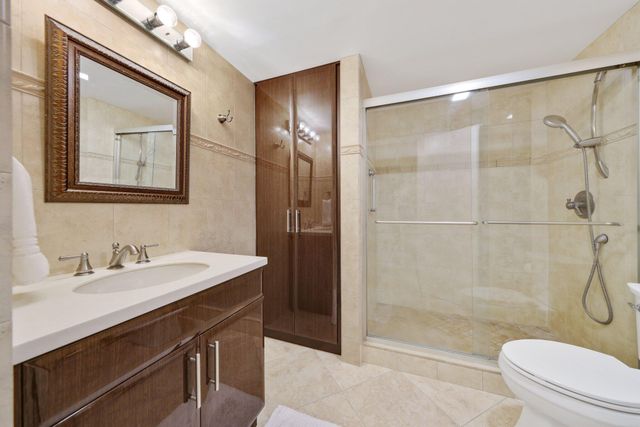 800 Greensward Court 203- I, Delray Beach, FL 33445