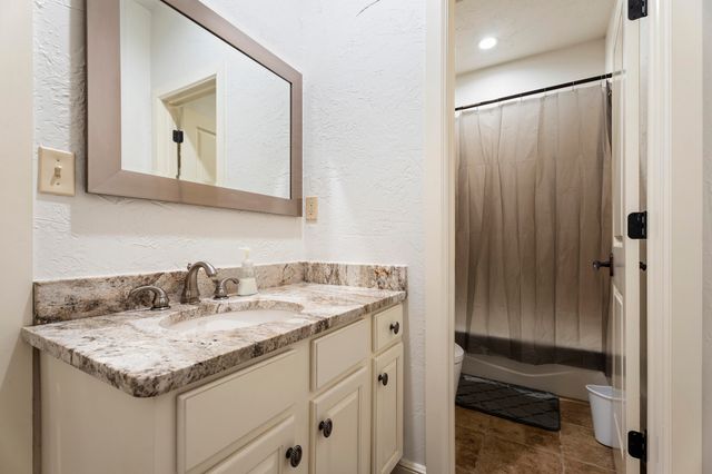 33415 Ridge Road, Afton, OK 74331