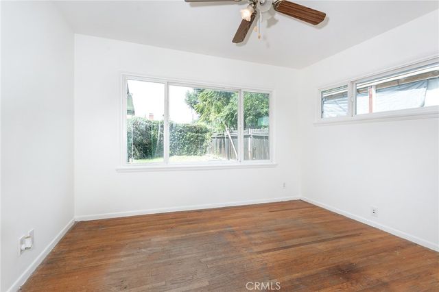 7513 Oak Park, Lake Balboa, CA 91406