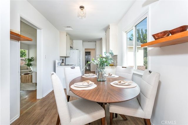 7513 Oak Park, Lake Balboa, CA 91406