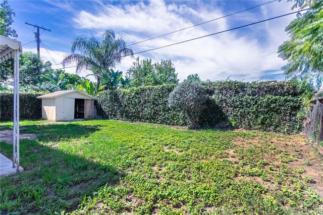 7513 Oak Park, Lake Balboa, CA 91406